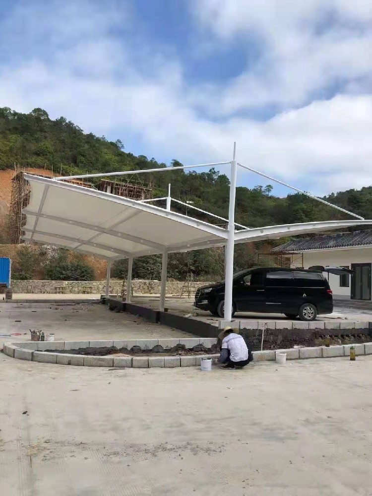 膜结构拉杆双开停车棚